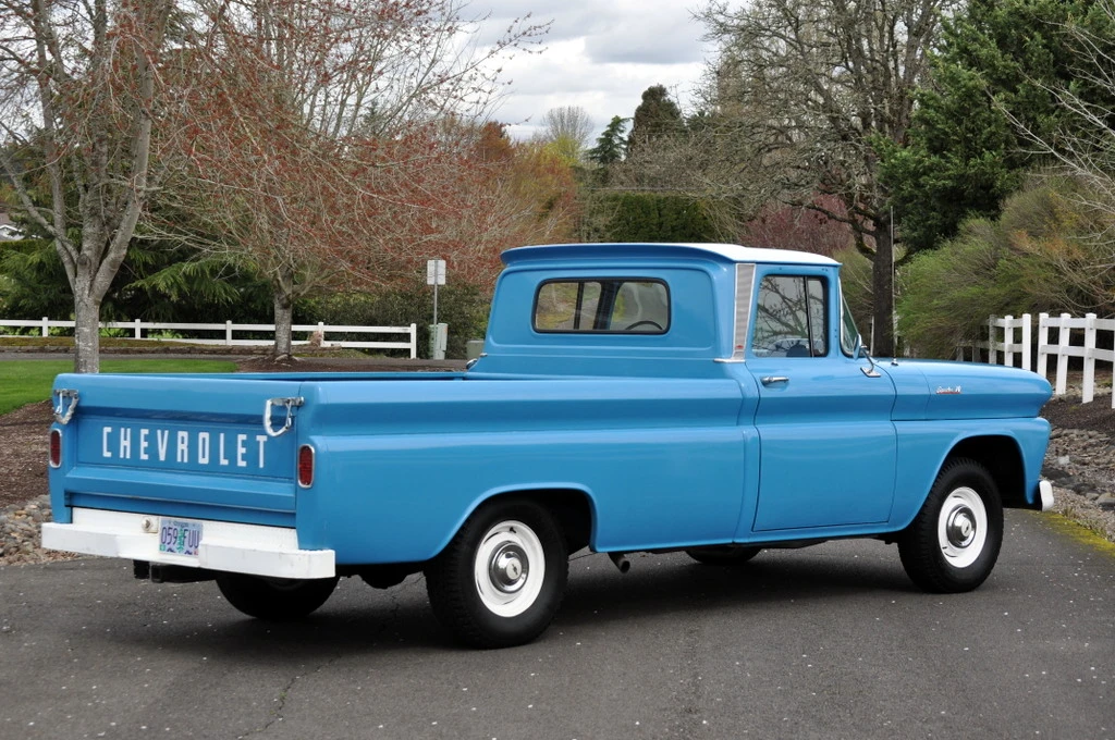 1961 Chevrolet Task Force - Image 4 of 31