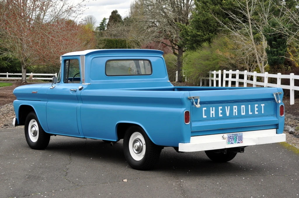 1961 Chevrolet Task Force - Image 5 of 31