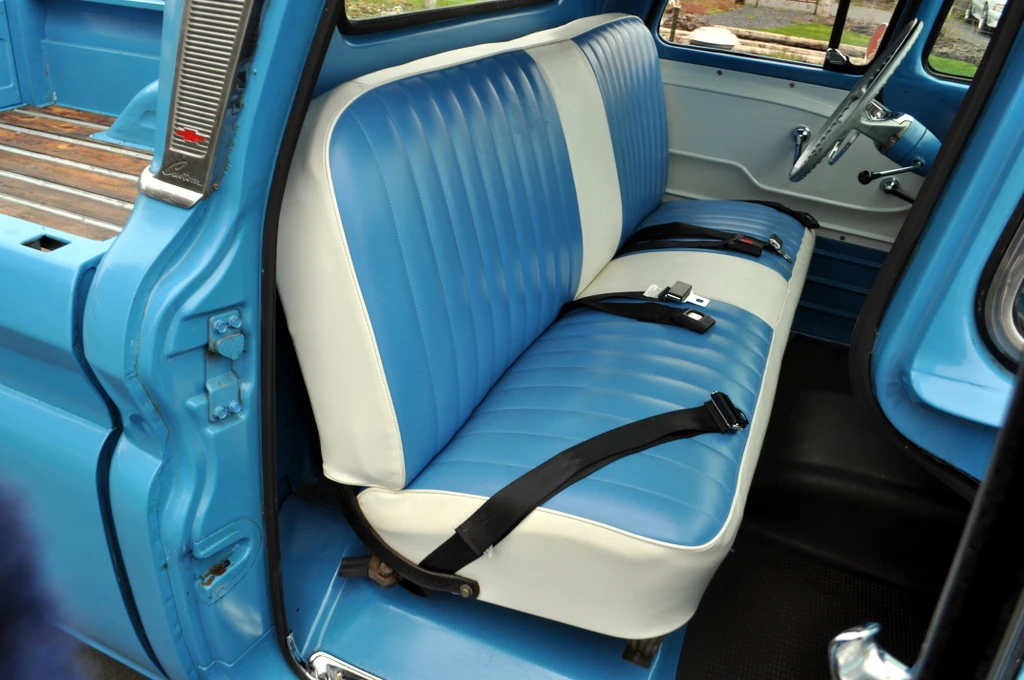 1961 Chevrolet Task Force - Image 17 of 31