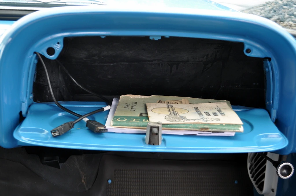 1961 Chevrolet Task Force - Image 27 of 31