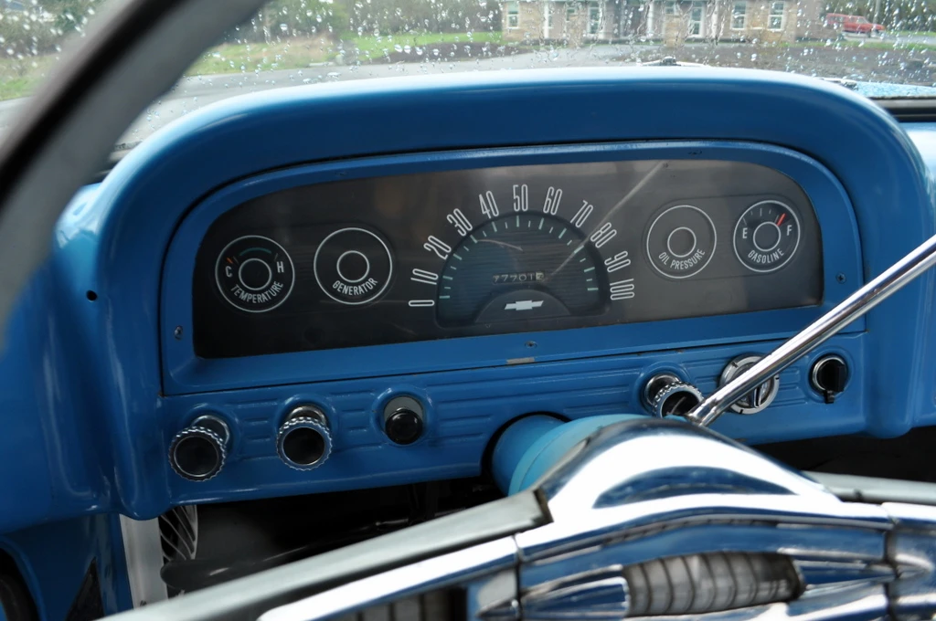 1961 Chevrolet Task Force - Image 29 of 31
