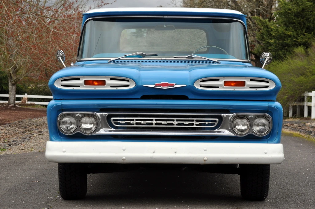 1961 Chevrolet Task Force - Image 9 of 31