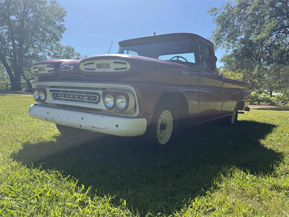 1961 Chevrolet Task Force - Image 17 of 31