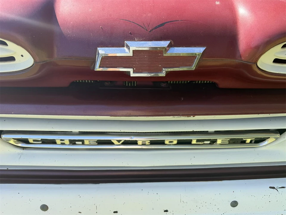 1961 Chevrolet Task Force - Image 24 of 31