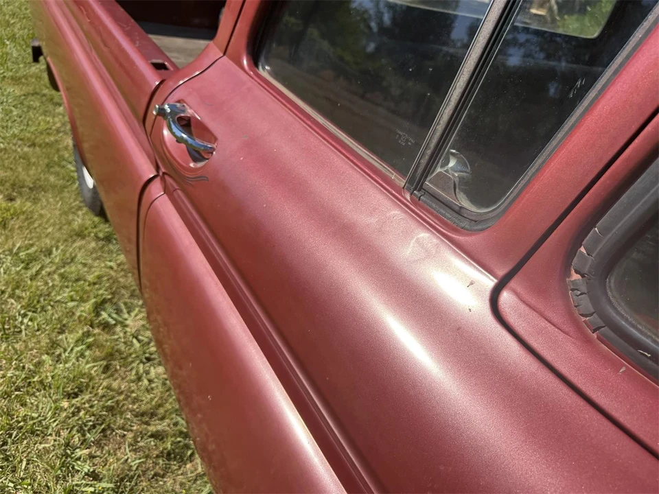 1961 Chevrolet Task Force - Image 29 of 31
