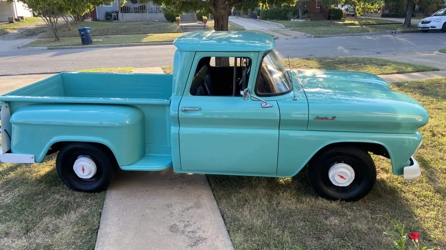 1961 Chevrolet Task Force - Image 2 of 13