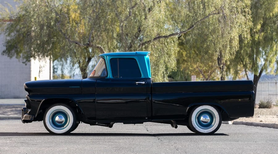 1961 Chevrolet Task Force - Image 2 of 31