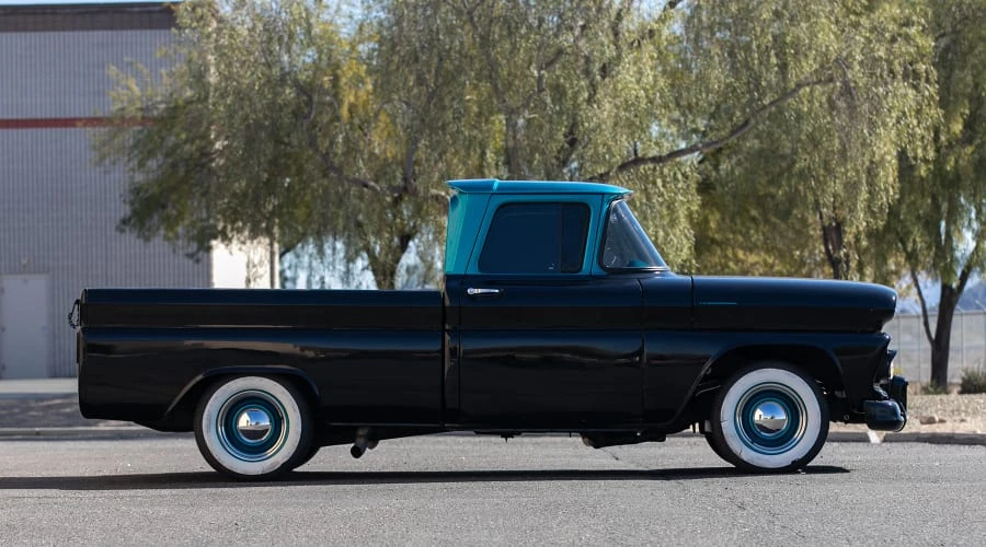 1961 Chevrolet Task Force - Image 8 of 31