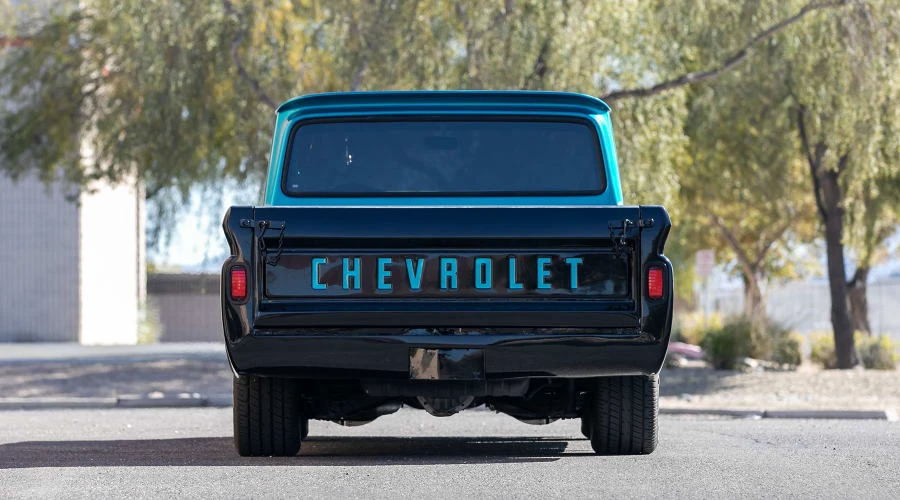 1961 Chevrolet Task Force - Image 15 of 31