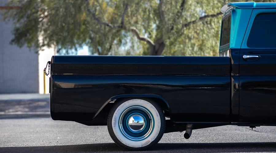 1961 Chevrolet Task Force - Image 16 of 31