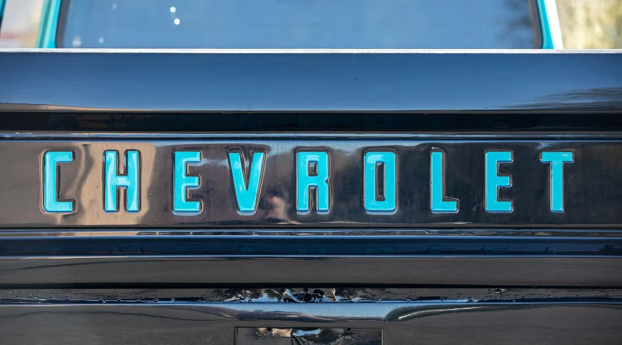 1961 Chevrolet Task Force - Image 23 of 31
