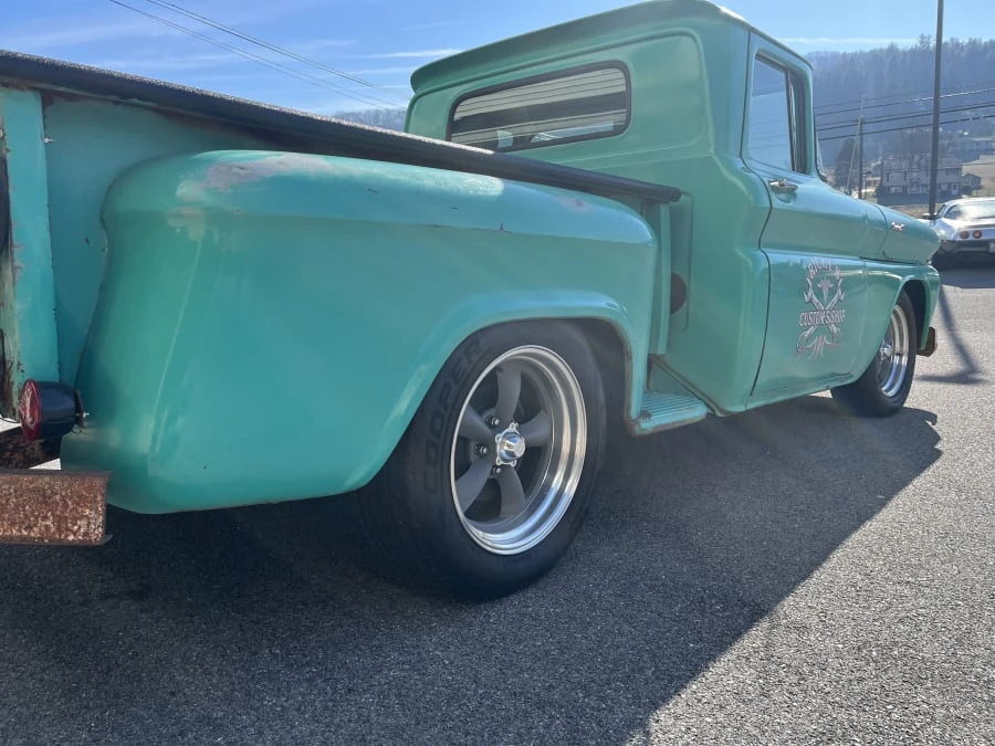 1961 Chevrolet Task Force - Image 7 of 18