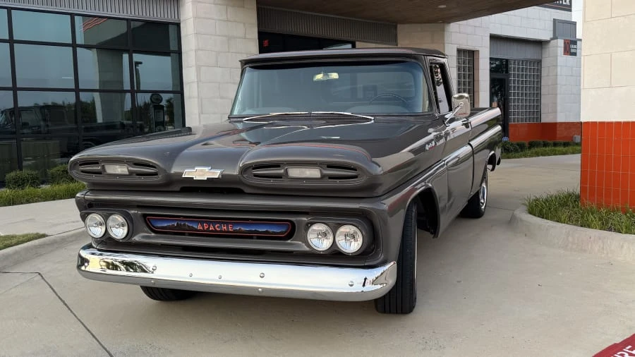 1961 Chevrolet Task Force - Image 5 of 31
