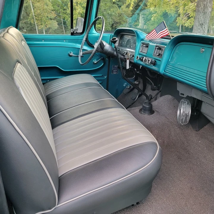 1961 Chevrolet Task Force - Image 9 of 15