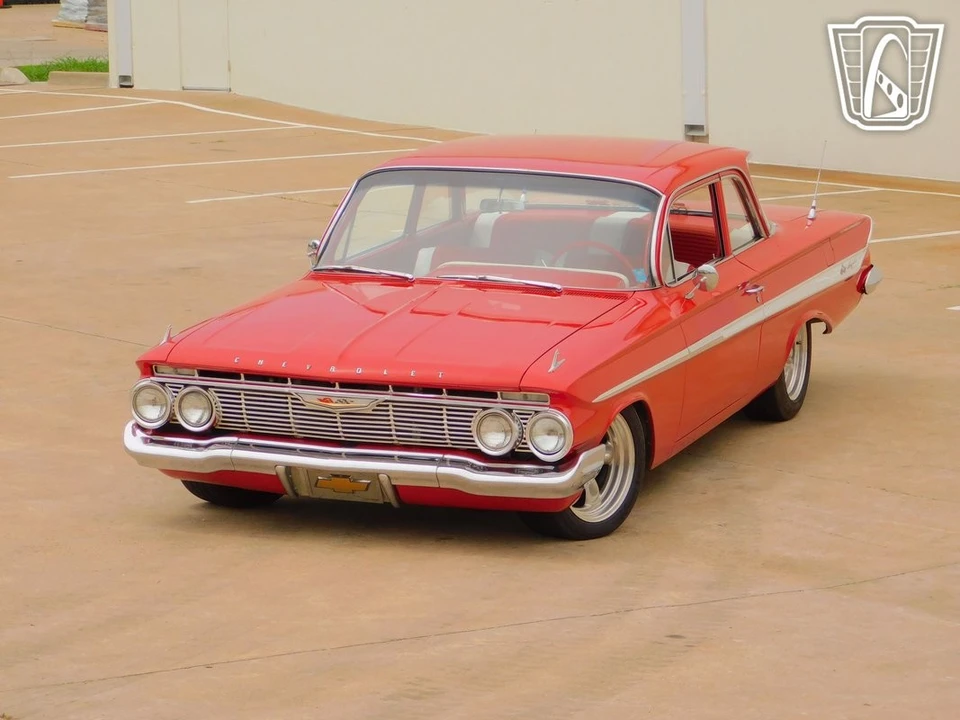 1961 Chevrolet Impala 1st Gen - Image 5 of 12