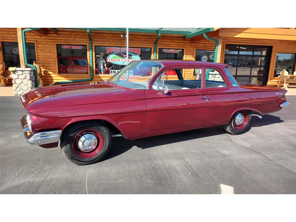 1961 Chevrolet Biscayne - Image 5 of 31