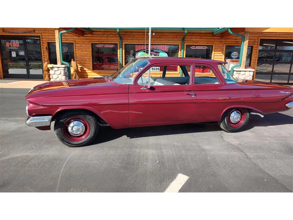 1961 Chevrolet Biscayne - Image 7 of 31