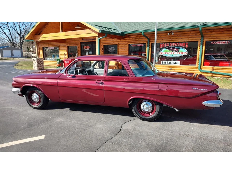 1961 Chevrolet Biscayne - Image 13 of 31