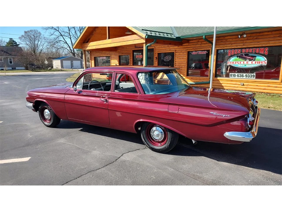 1961 Chevrolet Biscayne - Image 14 of 31