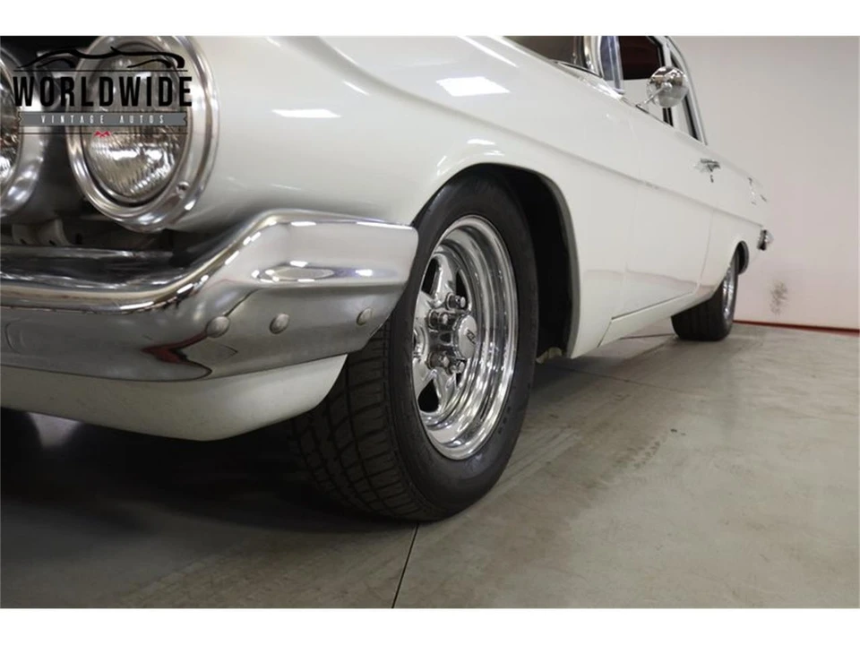 1961 Chevrolet Biscayne - Image 11 of 31