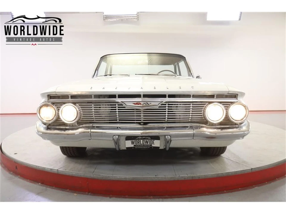 1961 Chevrolet Biscayne - Image 16 of 31