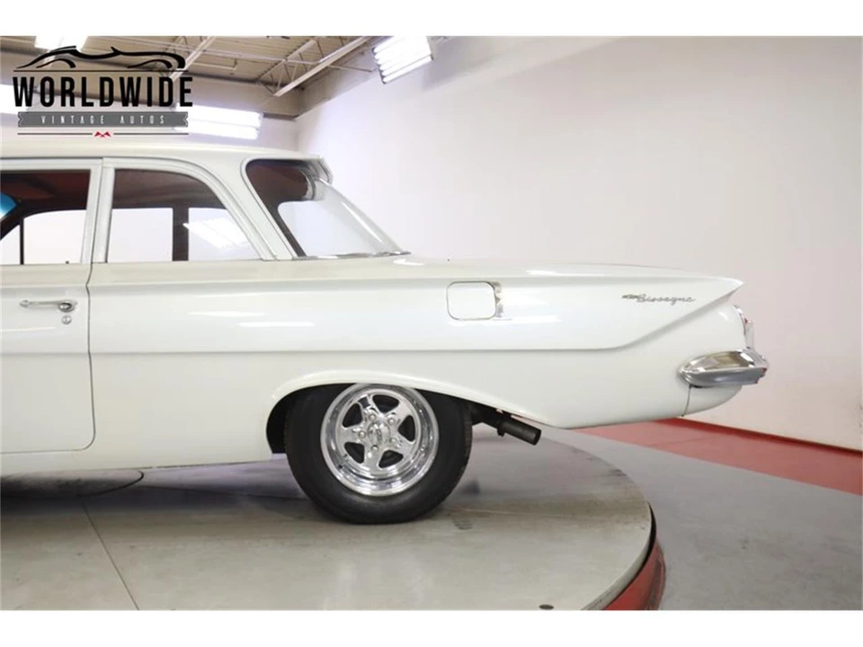 1961 Chevrolet Biscayne - Image 10 of 31