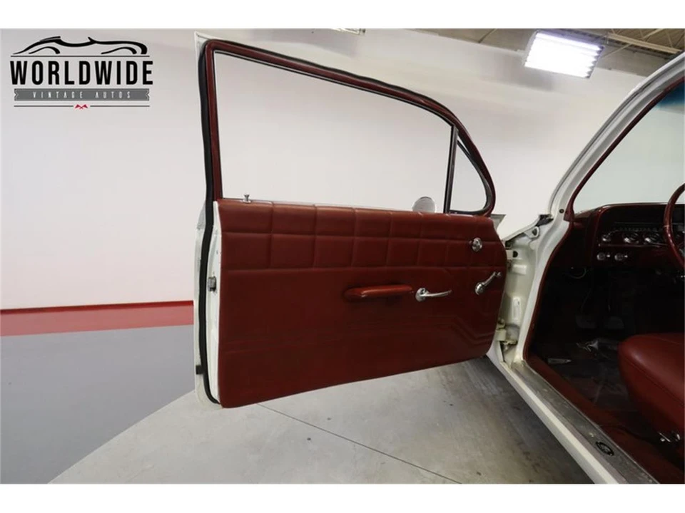 1961 Chevrolet Biscayne - Image 26 of 31