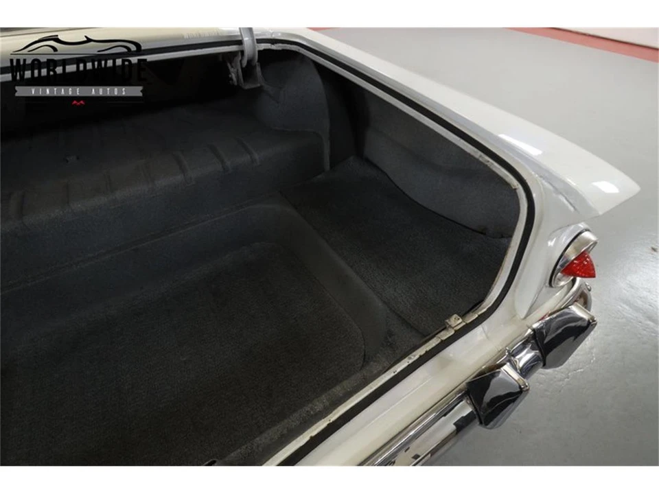 1961 Chevrolet Biscayne - Image 20 of 31
