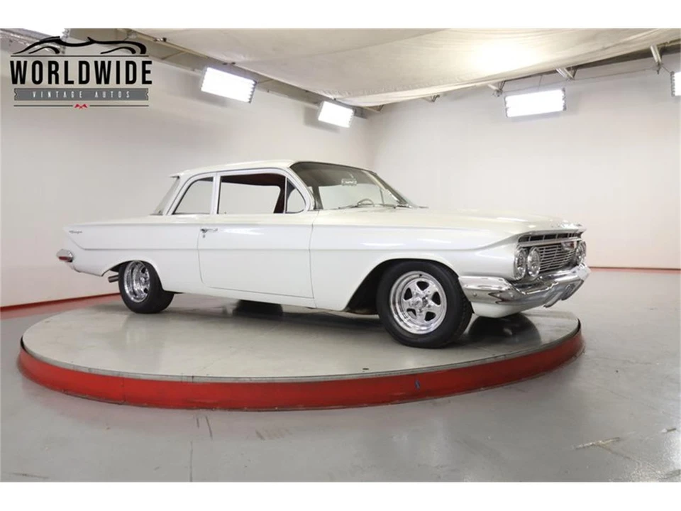 1961 Chevrolet Biscayne - Image 2 of 31
