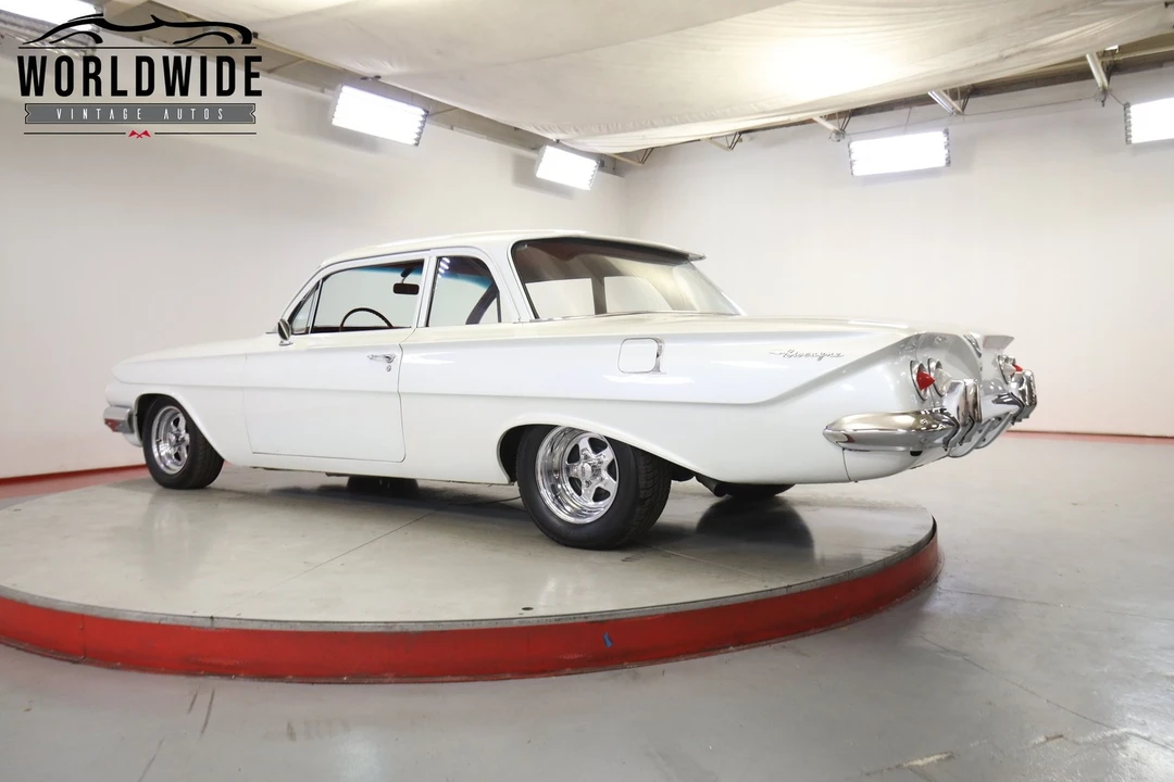 1961 Chevrolet Biscayne - Image 5 of 12