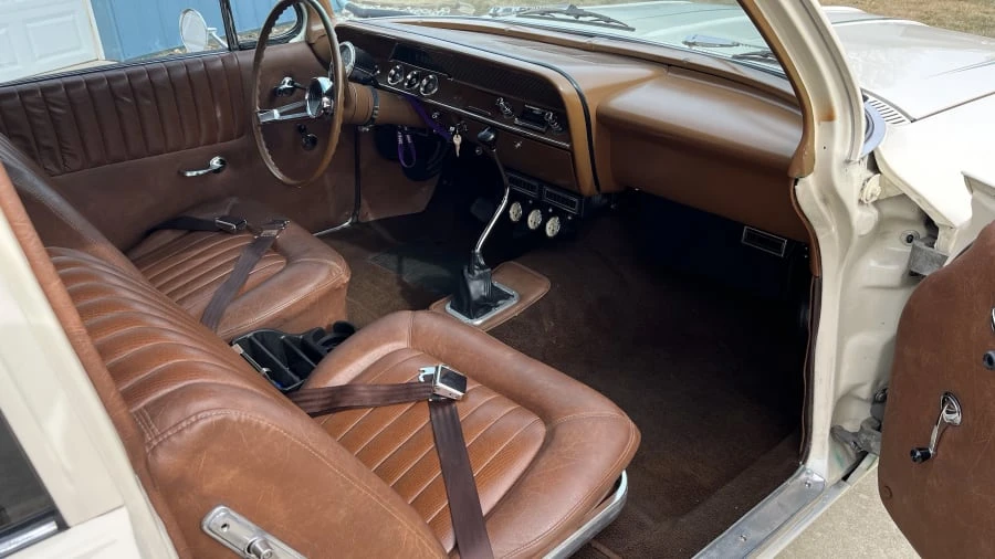 1961 Chevrolet Biscayne - Image 12 of 19