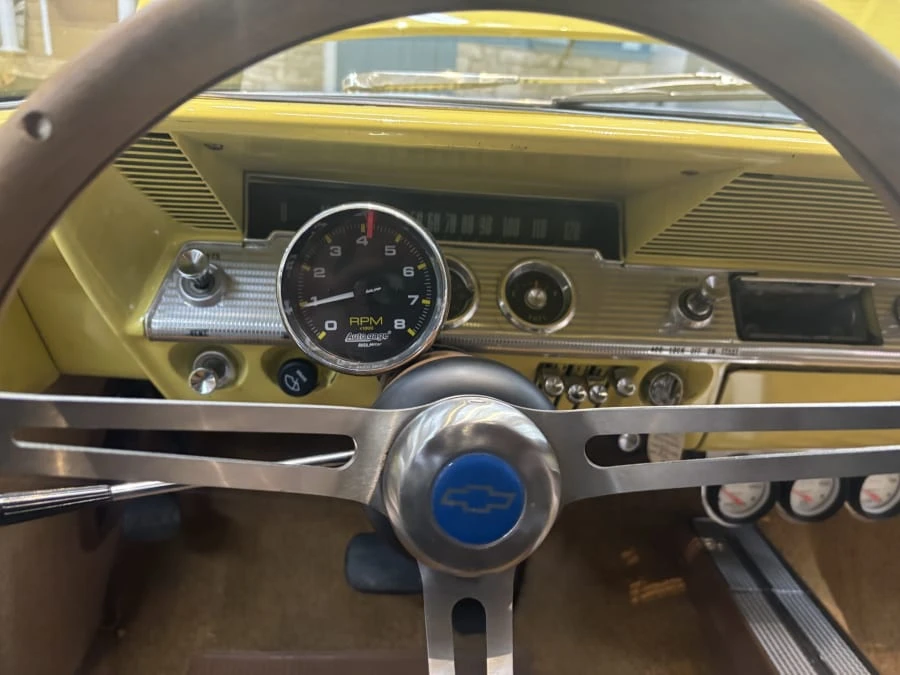 1961 Chevrolet Biscayne - Image 20 of 31