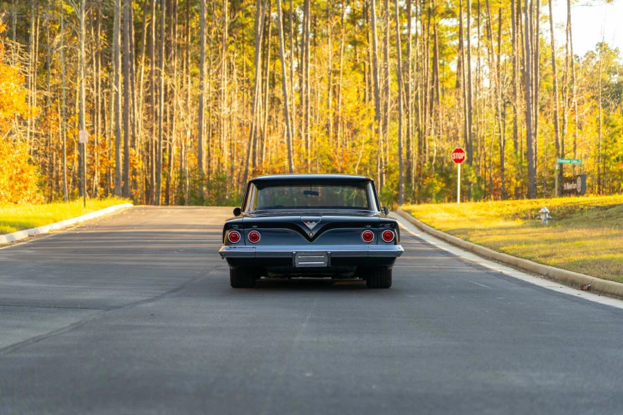 1961 Chevrolet Biscayne - Image 9 of 24