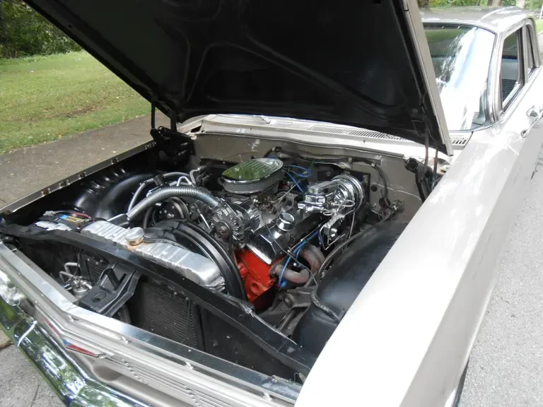 1961 Chevrolet Biscayne - Image 4 of 31