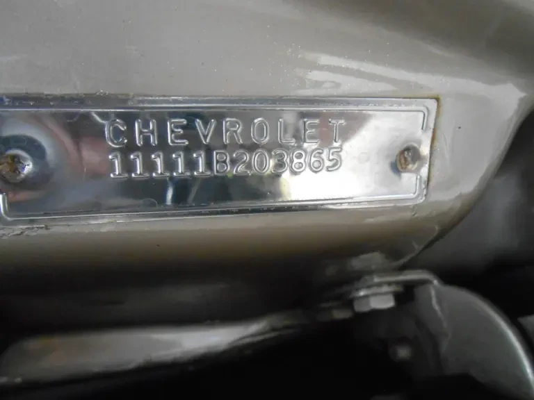 1961 Chevrolet Biscayne - Image 13 of 31