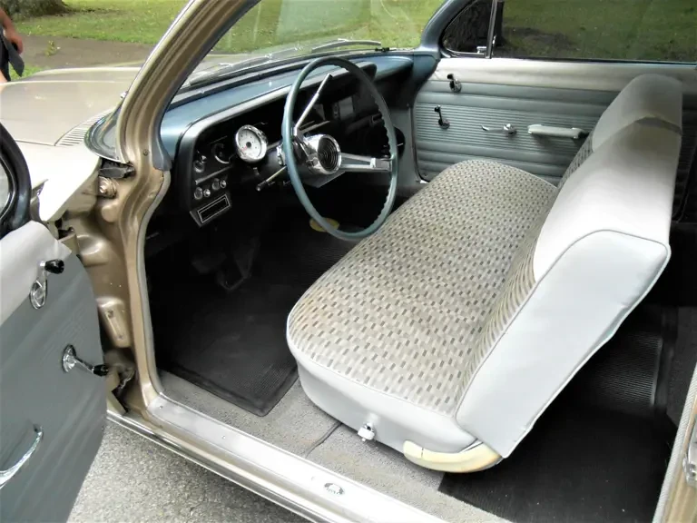 1961 Chevrolet Biscayne - Image 5 of 31
