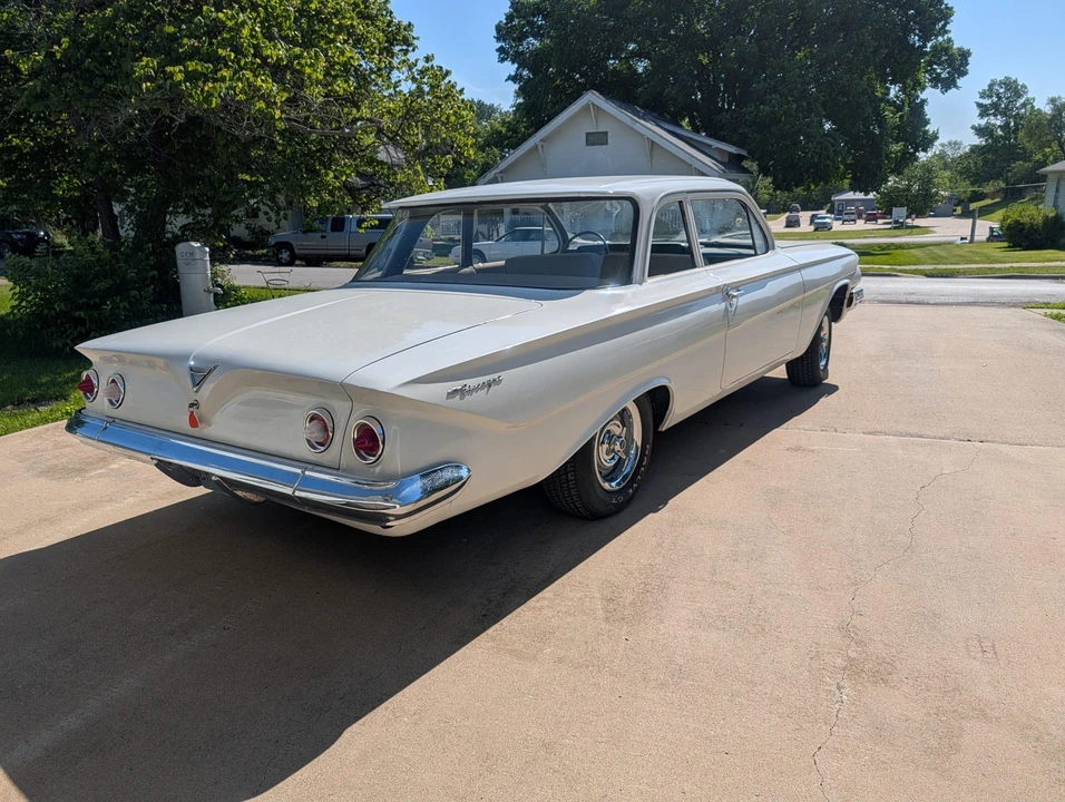 1961 Chevrolet Biscayne - Image 6 of 31