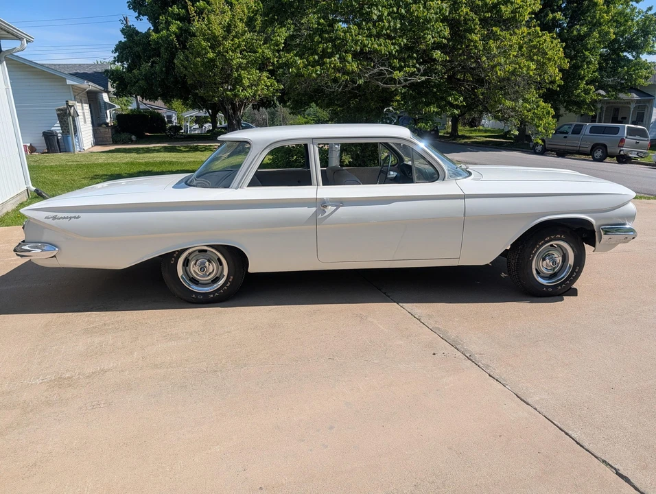 1961 Chevrolet Biscayne - Image 7 of 31
