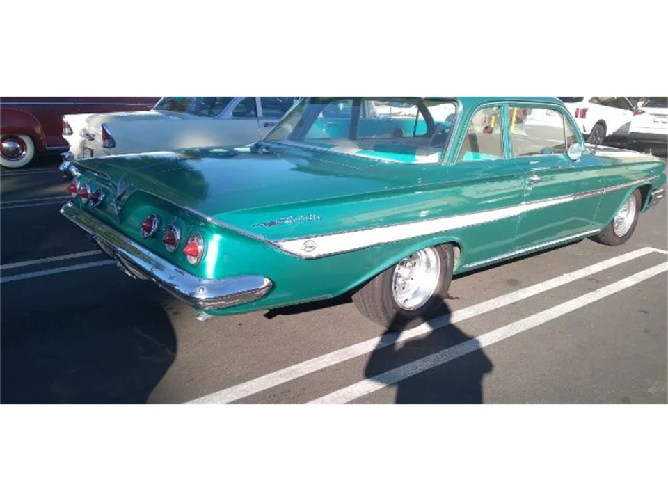 1961 Chevrolet Biscayne - Image 4 of 19
