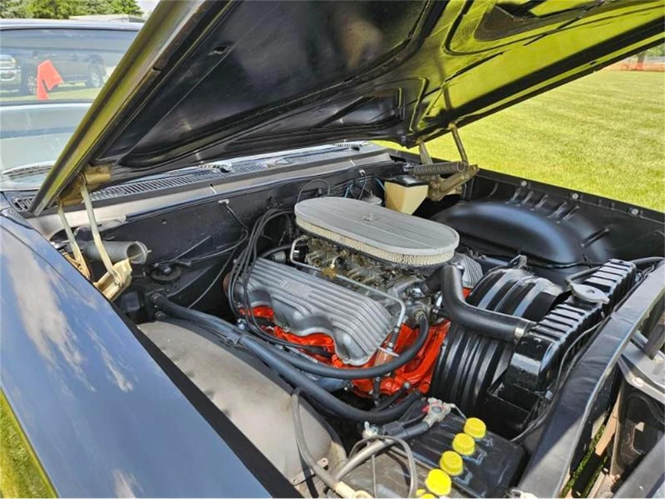 1961 Chevrolet Biscayne - Image 7 of 13