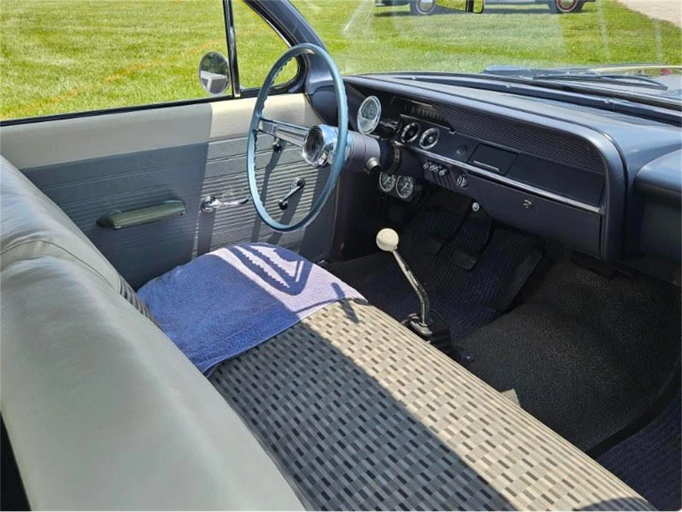 1961 Chevrolet Biscayne - Image 9 of 13
