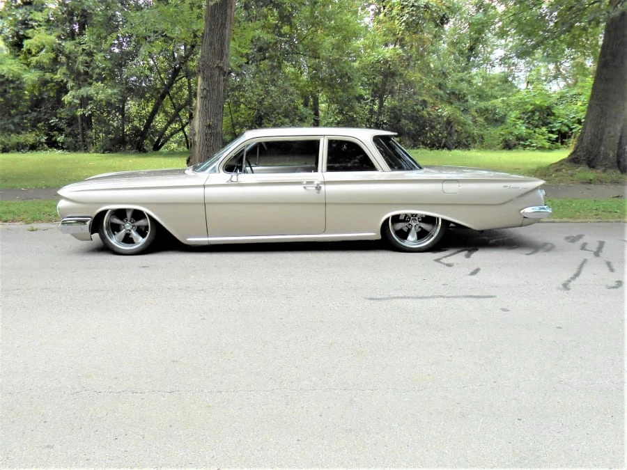 1961 Chevrolet Biscayne - Image 2 of 12