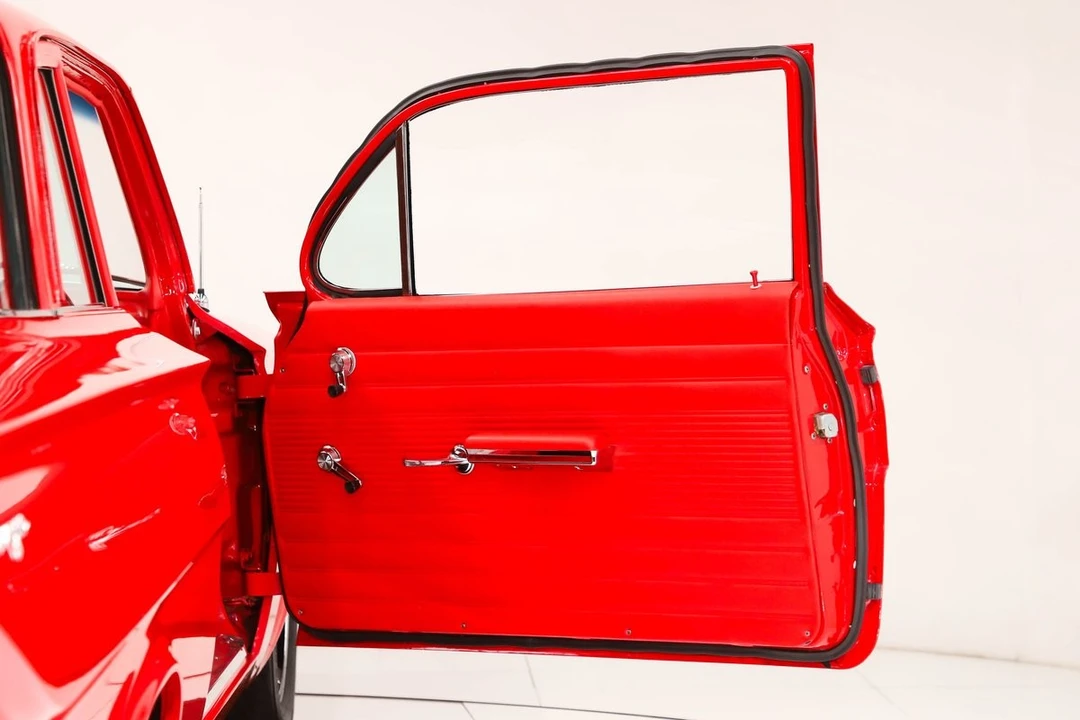 1961 Chevrolet Biscayne - Image 29 of 31