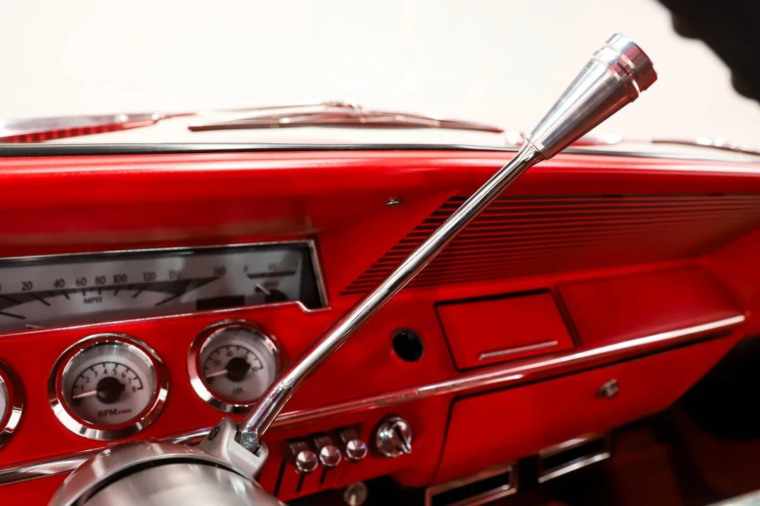 1961 Chevrolet Biscayne - Image 4 of 12