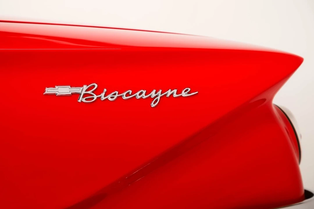 1961 Chevrolet Biscayne - Image 10 of 31