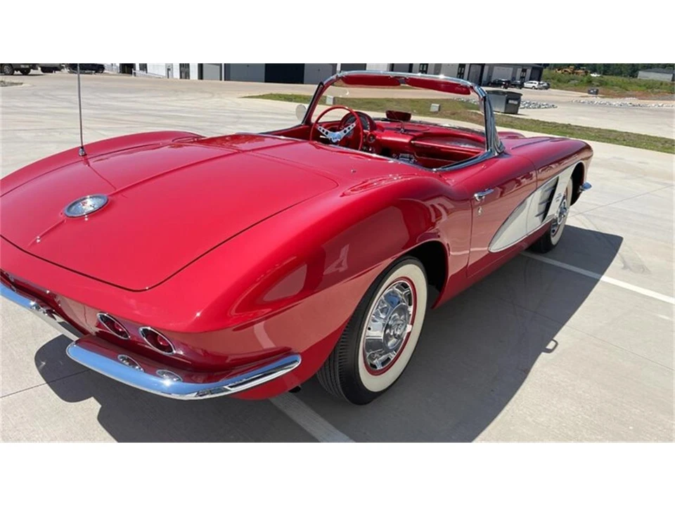 1961 Chevrolet Corvette C1 - Image 5 of 31