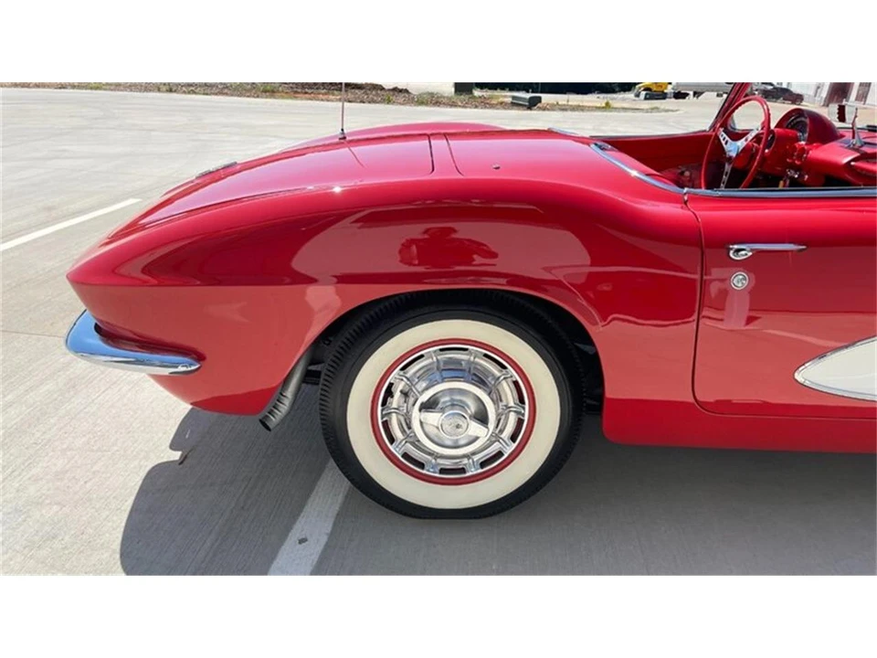 1961 Chevrolet Corvette C1 - Image 18 of 31