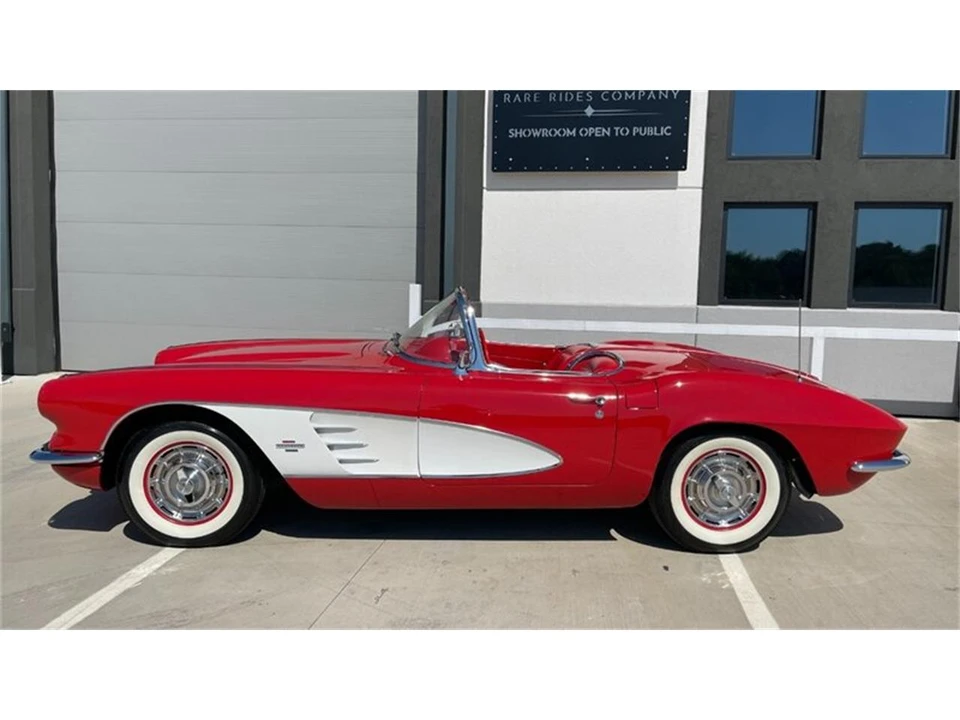 1961 Chevrolet Corvette C1 - Image 10 of 31
