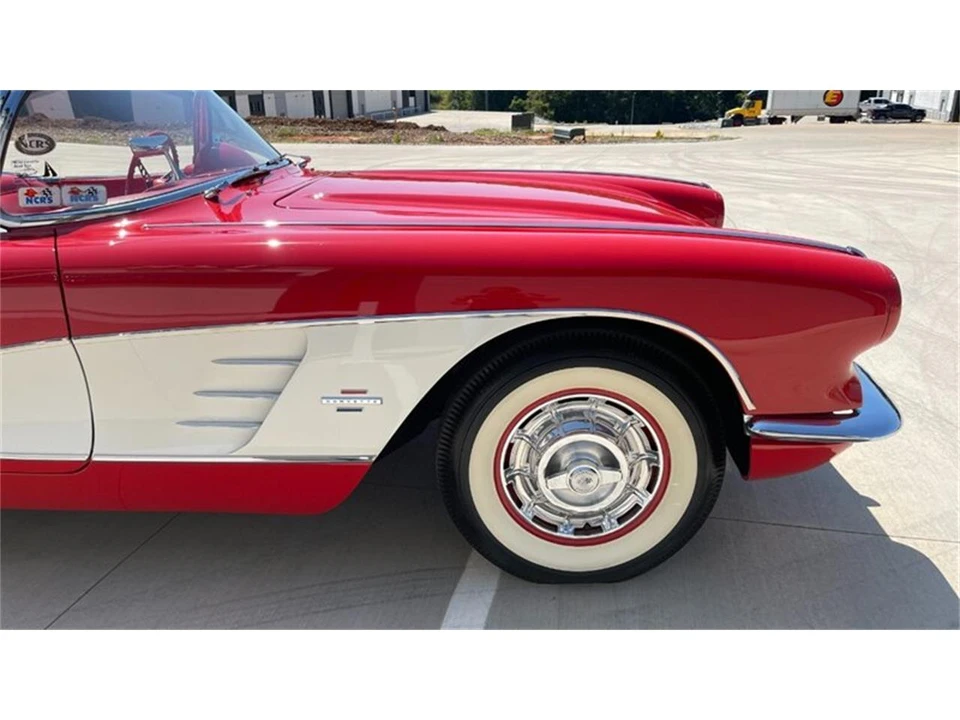 1961 Chevrolet Corvette C1 - Image 20 of 31