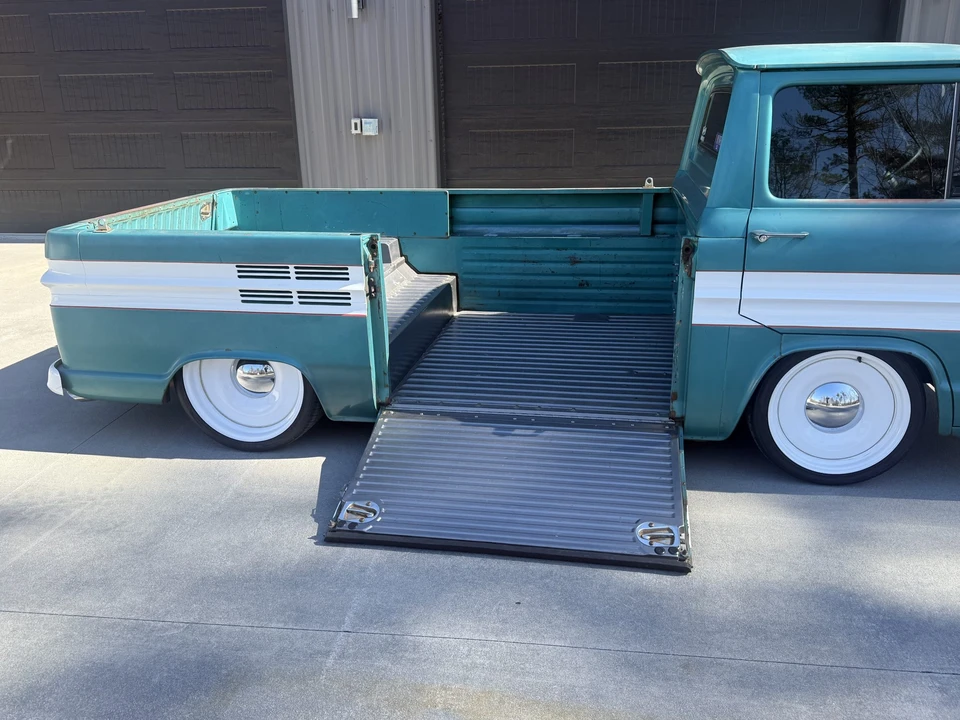 1961 Chevrolet Corvair Rampside & Loadside - Image 25 of 31